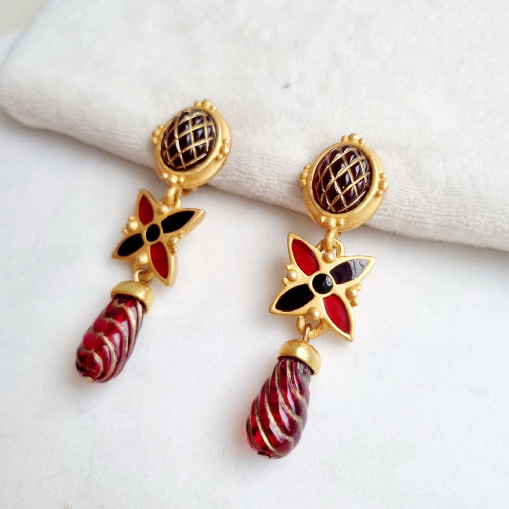 Клипсы Anne Klein красные