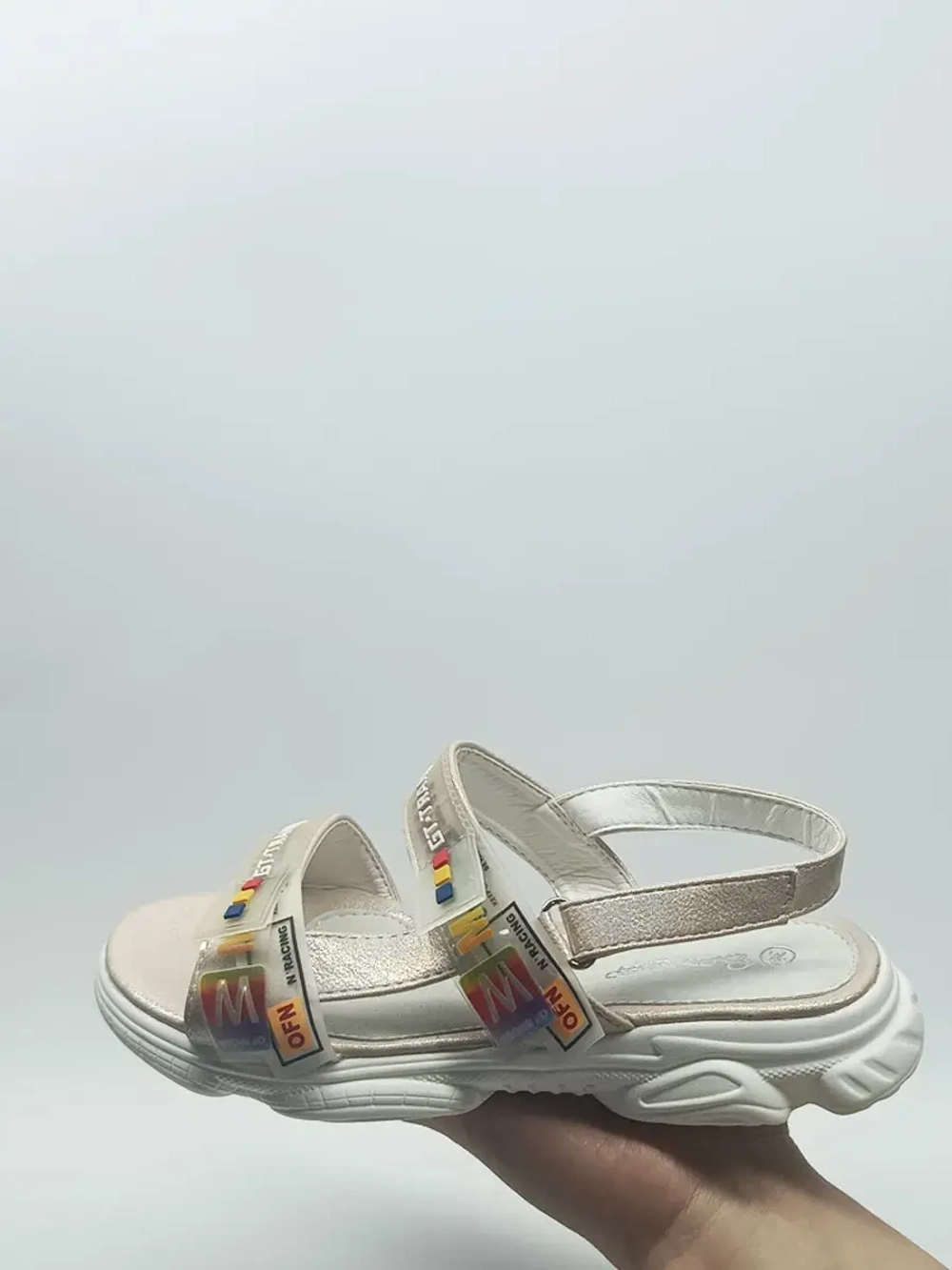 Босоножки «Mismatched shoes» (несовпадающая обувь)