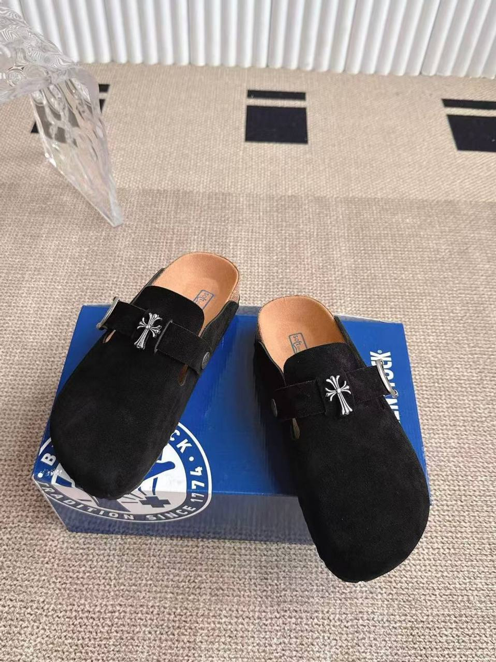 Сабо Chrome Hearts