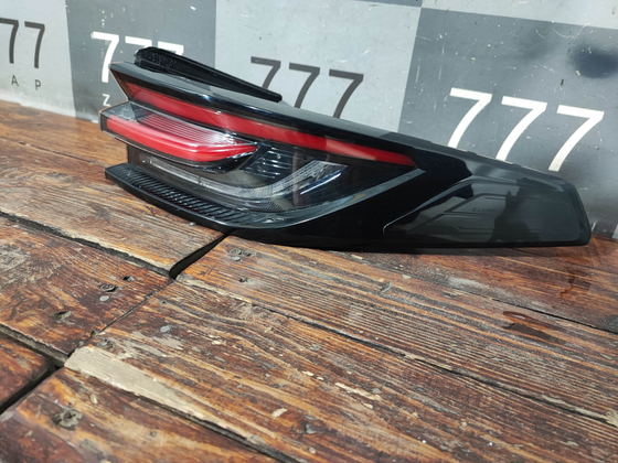 Фонарь задний правый Changan UNI-K 20-нв Б/У Оригинал CD569F2805030500AA