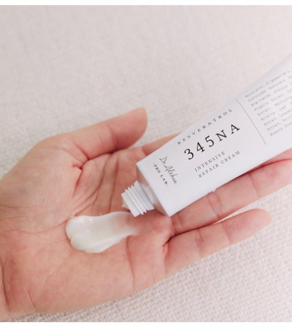 Восстанавливающий крем с ресвератролом  Dr.Althea Resveratrol 345NA Intensive Repair Cream 50 мл