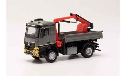 Самосвал MERCEDES-BENZ AROCS M с погрузчиком, серый