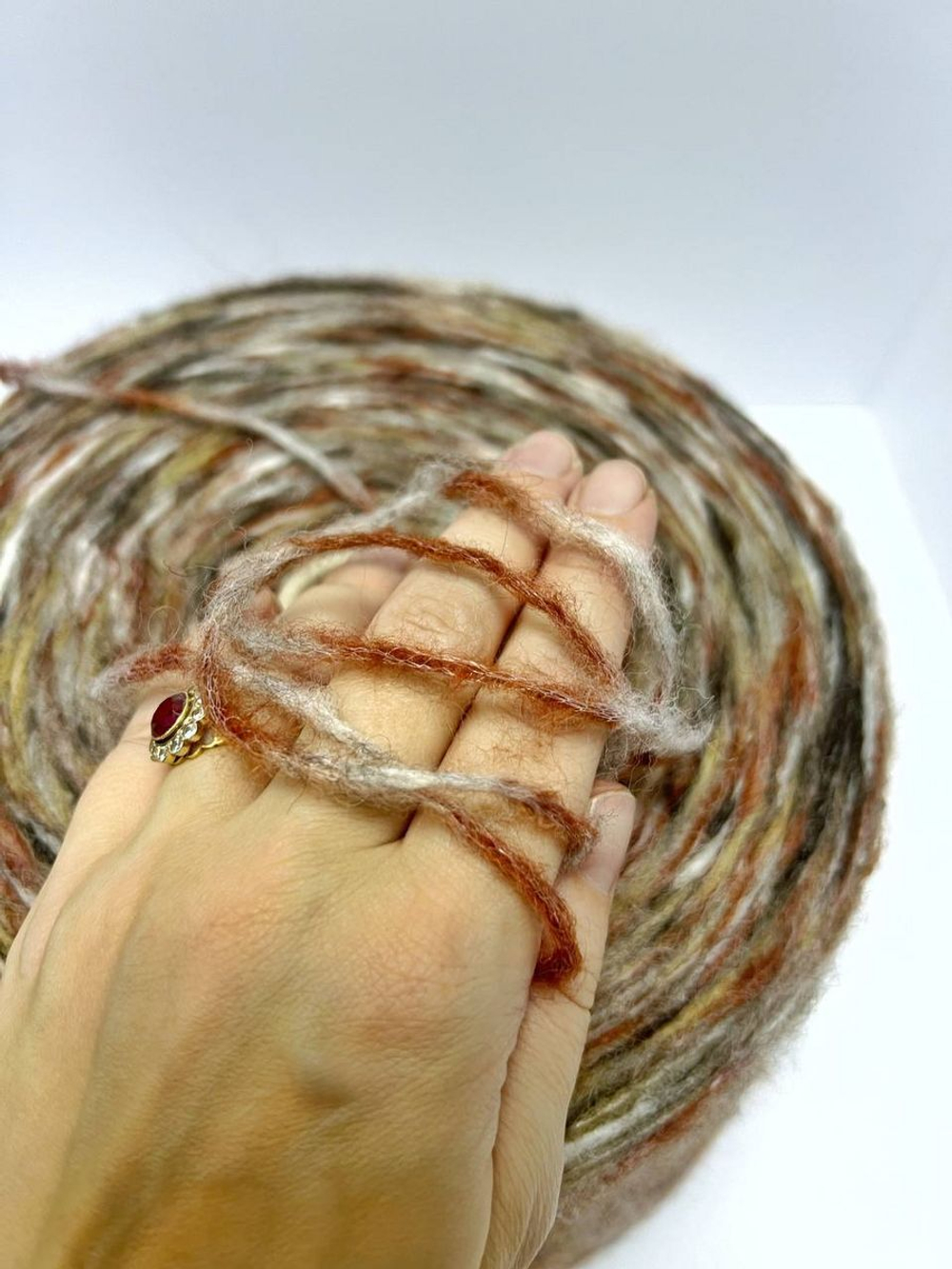 Пряжа для вязания DAMA теплая пушистая аркобалено