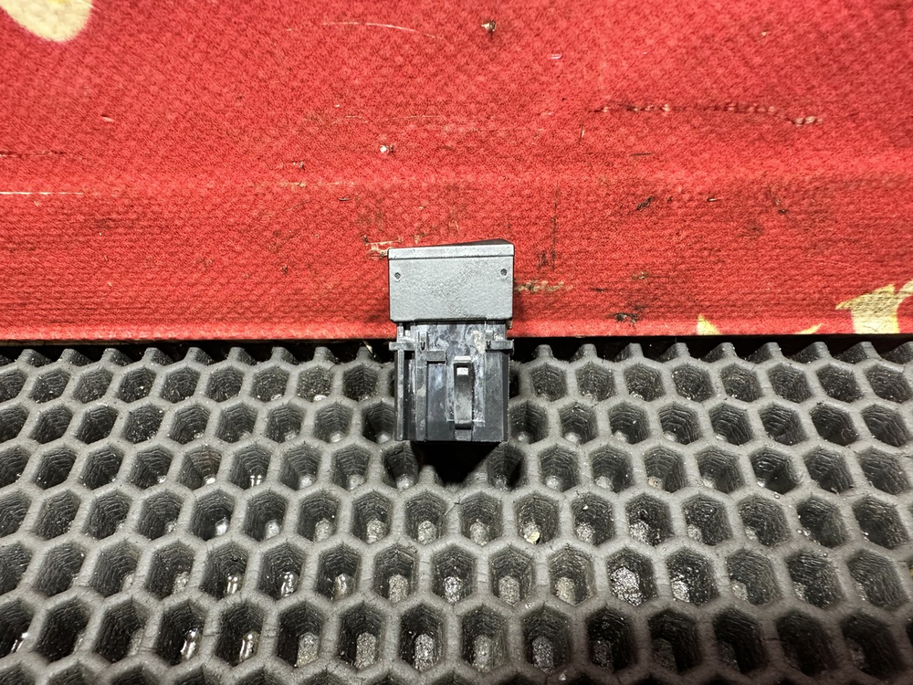 Кнопка блокировки дифференциала