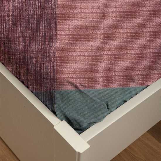 Простыня на резинке Нургуль   180x200х30 , полисатин  DOMTEKC