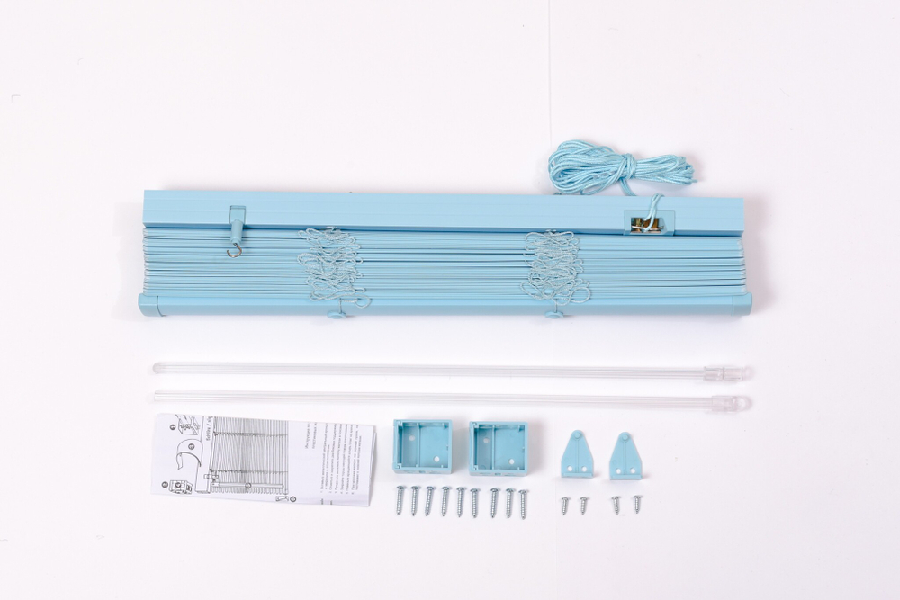 Жалюзи пластиковые, голубые