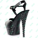 Туфельки со стразами