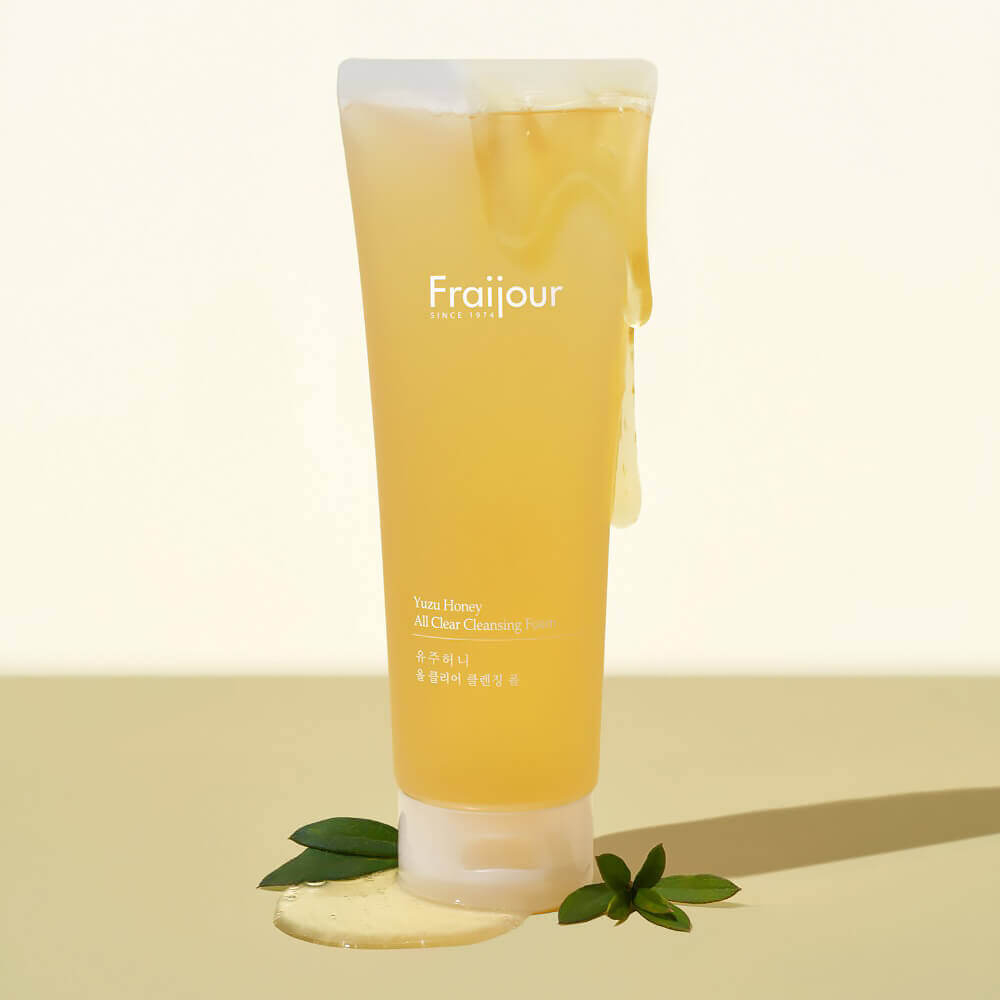 Очищающий гель для сияния кожи с юдзу Fraijour Yuzu Honey All Clear Cleansing Foam