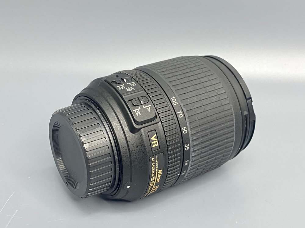 Nikon 18-105mm 3.5-5.6G AF-S ED DX VR Nikkor
