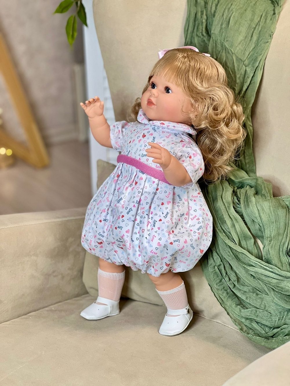 Кукла Berbesa мягконабивная 52см CARLAв пакете (7219K)