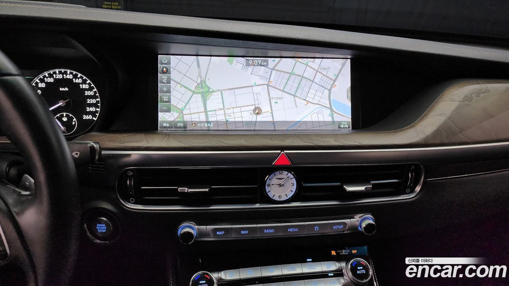 Genesis G90 3.8 (08.2019)