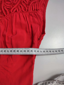 Блузка яркая с кружевом 42 размер