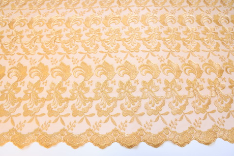 Вышивка на сетке бежевая