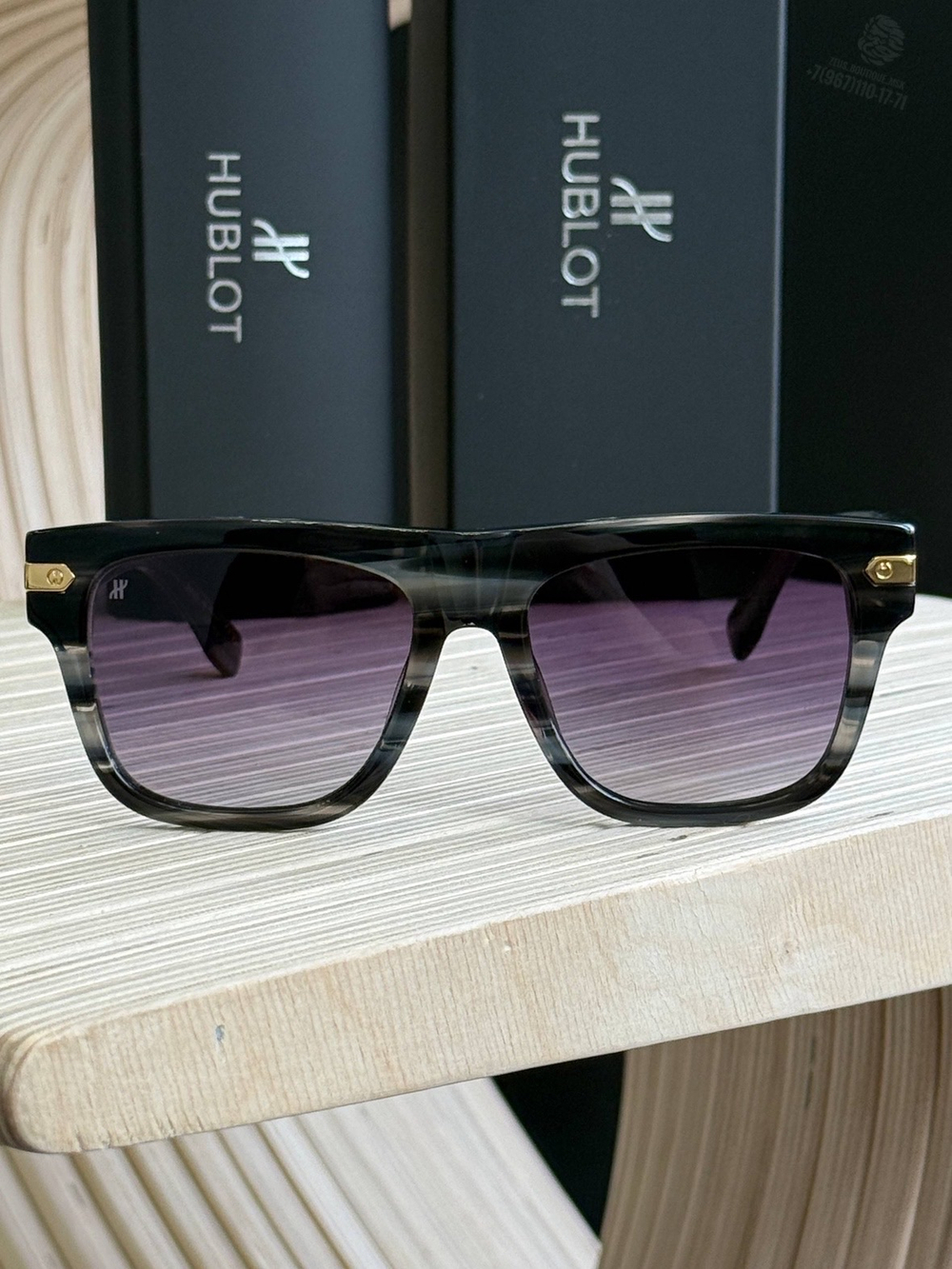 Солнечные очки Hublot