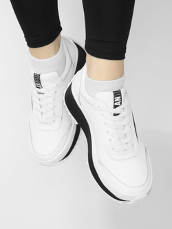 Кроссовки женские K698-1V