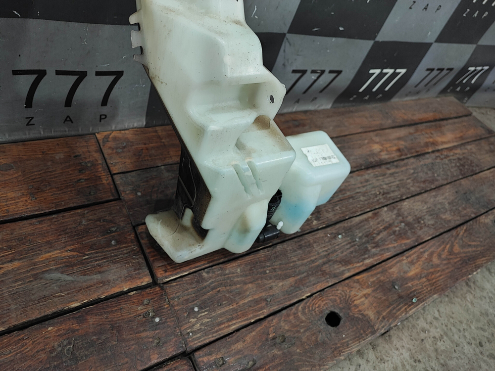 Бачок омывателя Haval M6 2 21-нв Б/У Оригинал 5207500XKZ36A