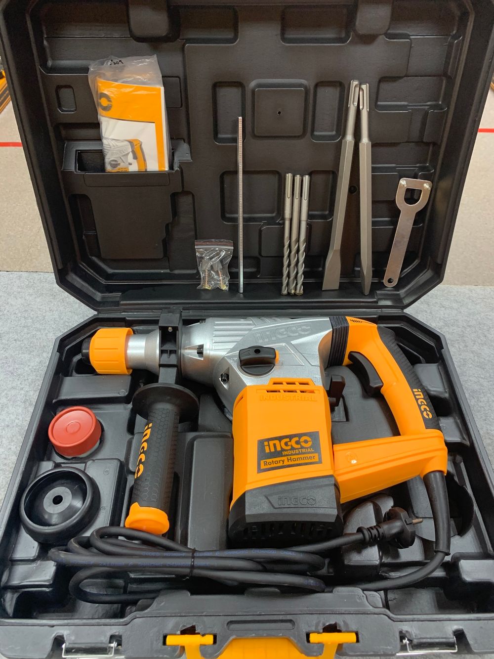 Перфоратор 1500Вт SDS-Plus 5Дж INGCO RH15008 INDUSTRIAL