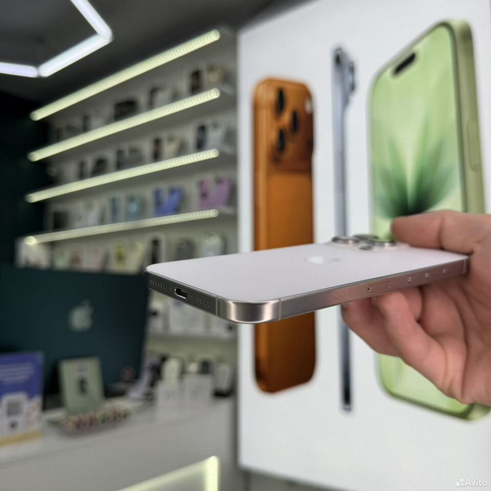 iPhone 16 Pro Max, 256 ГБ, SIM + eSIM б/у