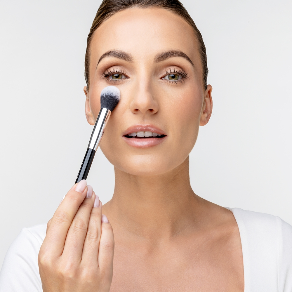 Notino Makeup Brushes Professional Domed Contour Make-Up Brush 142 - Кисть для контурирования, 1 szt.