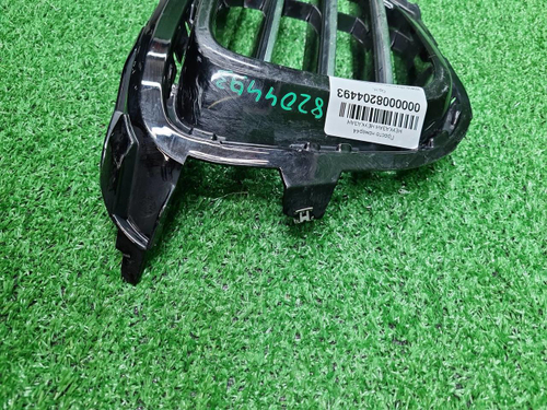 Решетка перед бампера VW Touareg 2 NF 14-18 R-Line