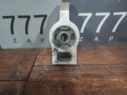 Сайленблок переднего рычага Audi A4 (B8) 07-15 Б/У Оригинал 3C0199231E