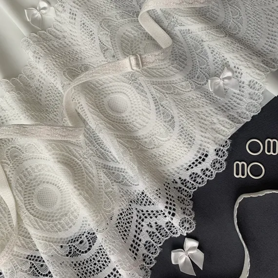 Кружево эластичное молочное 19 см, Китай