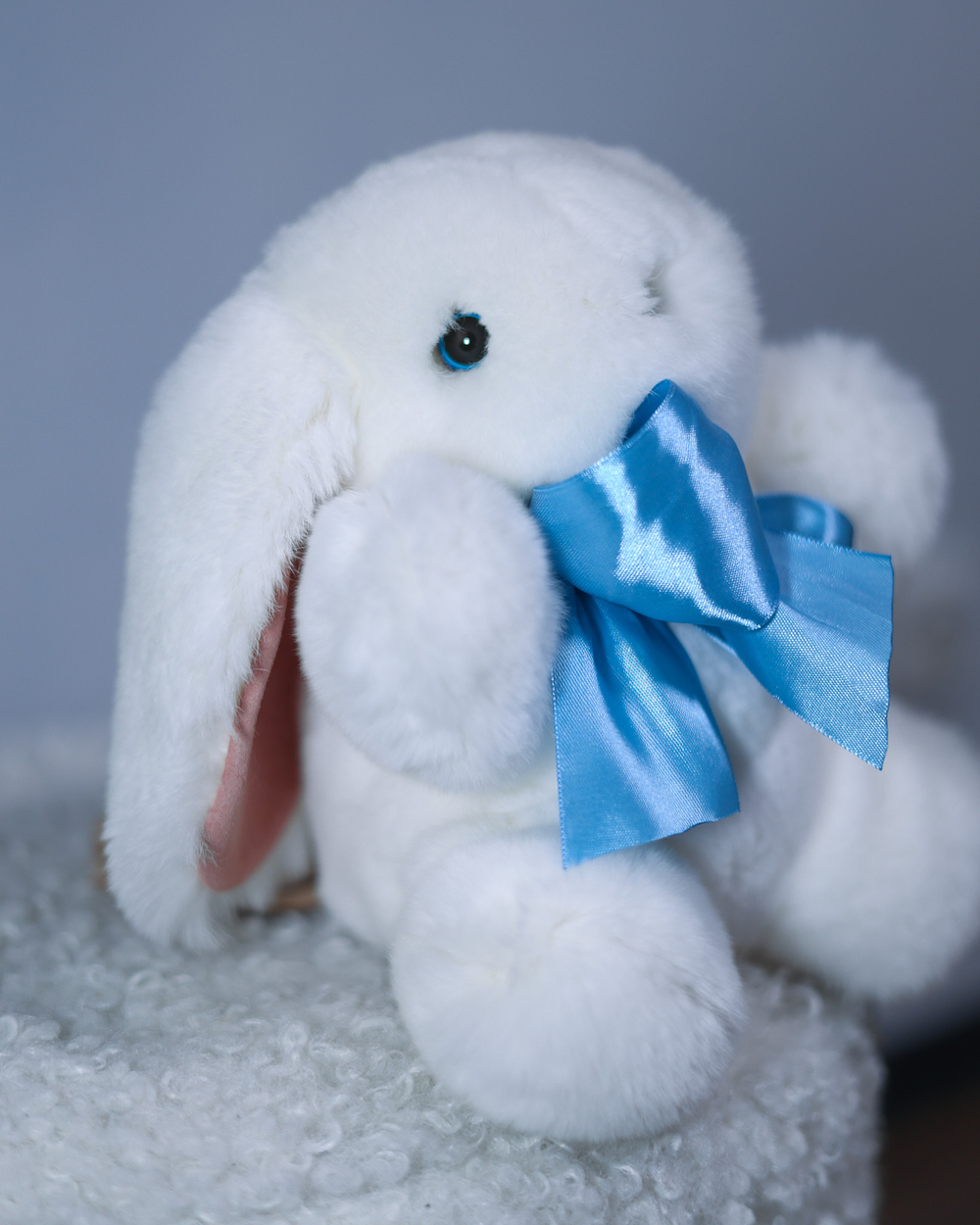 Зайчонок Арнольд (белый)