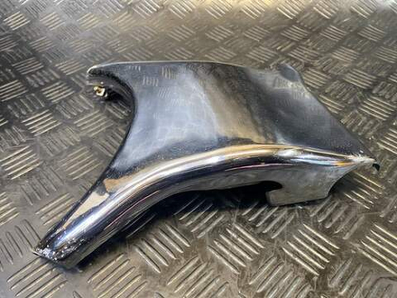 Крышка рамы левая Suzuki Intruder VS750 VR51A