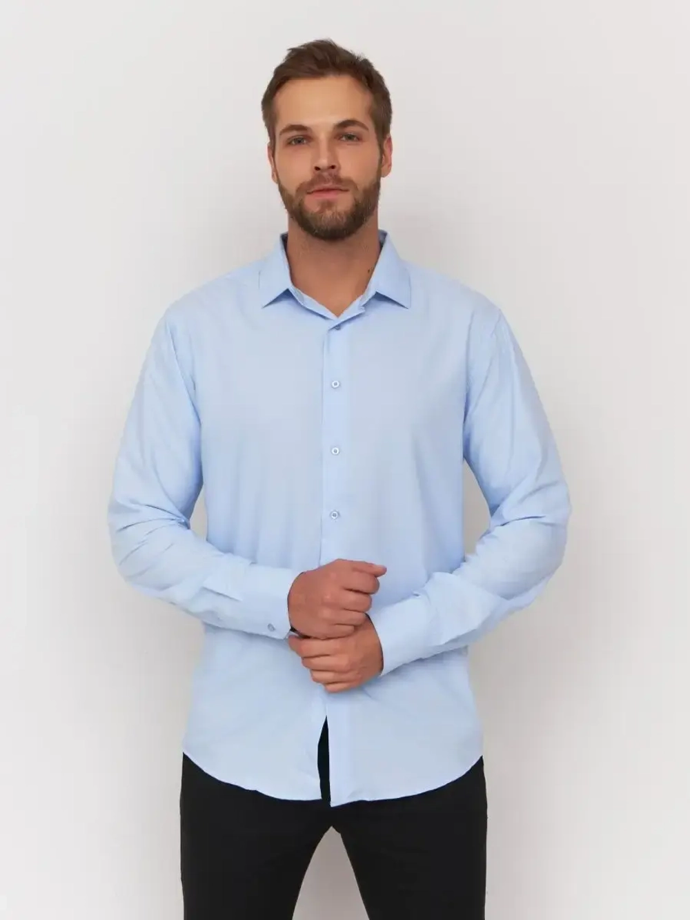 Рубашка классическая с длинным рукавом приталенная