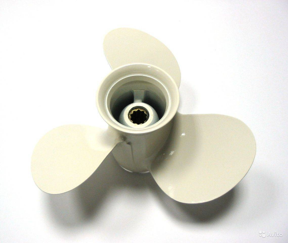 Винт гребной для лодочного мотора диам. 9-7/8"