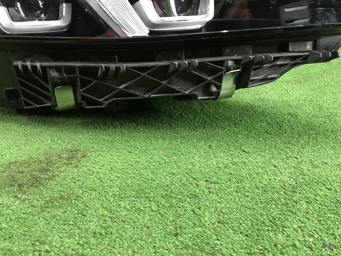 Фара правая BMW 3er G20 (2022-н.в.) LED (В сборе)