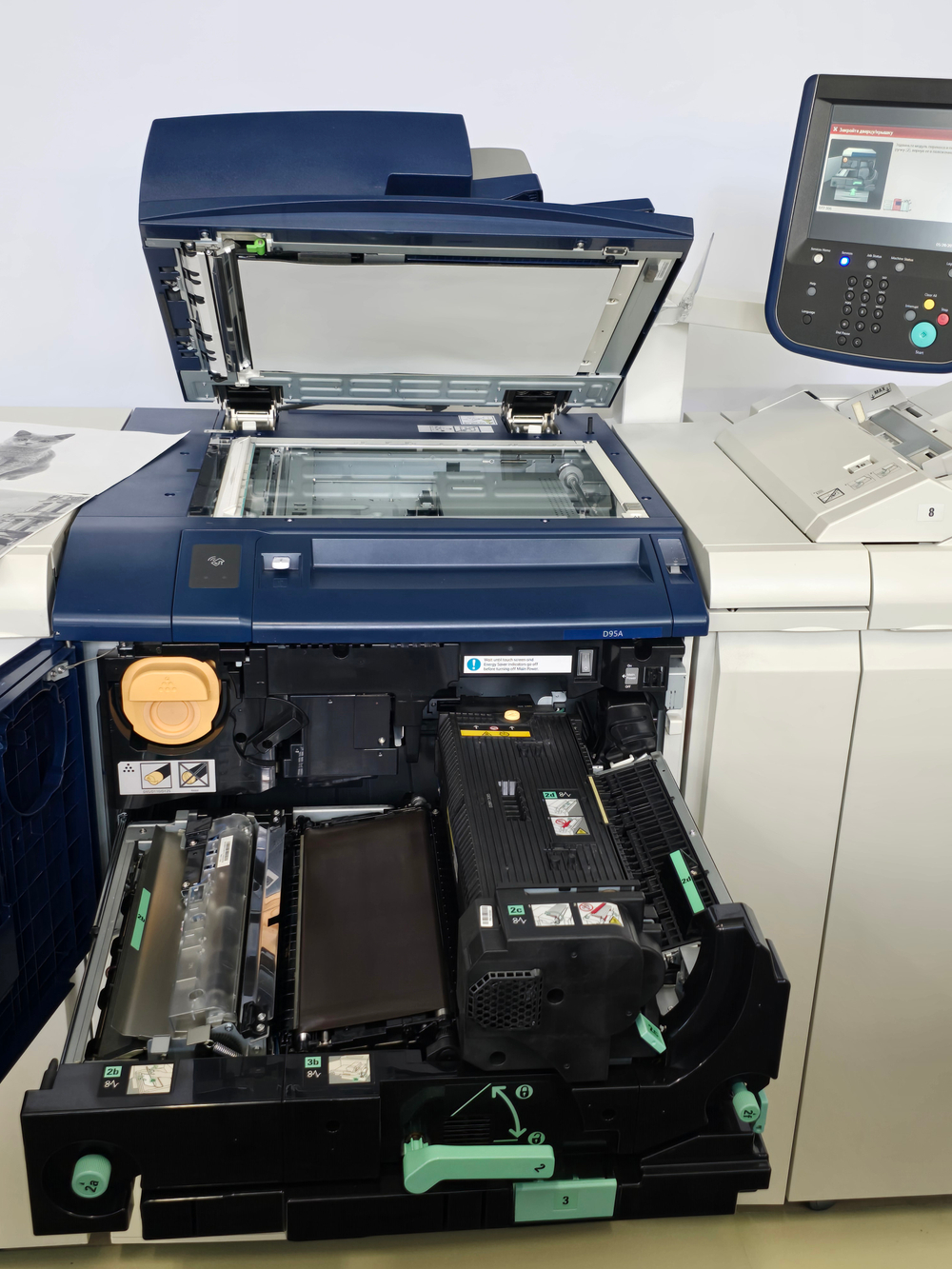 Цифровая печатная машина Xerox D95 Ref. + финишер LFN-1 (восстановленный)