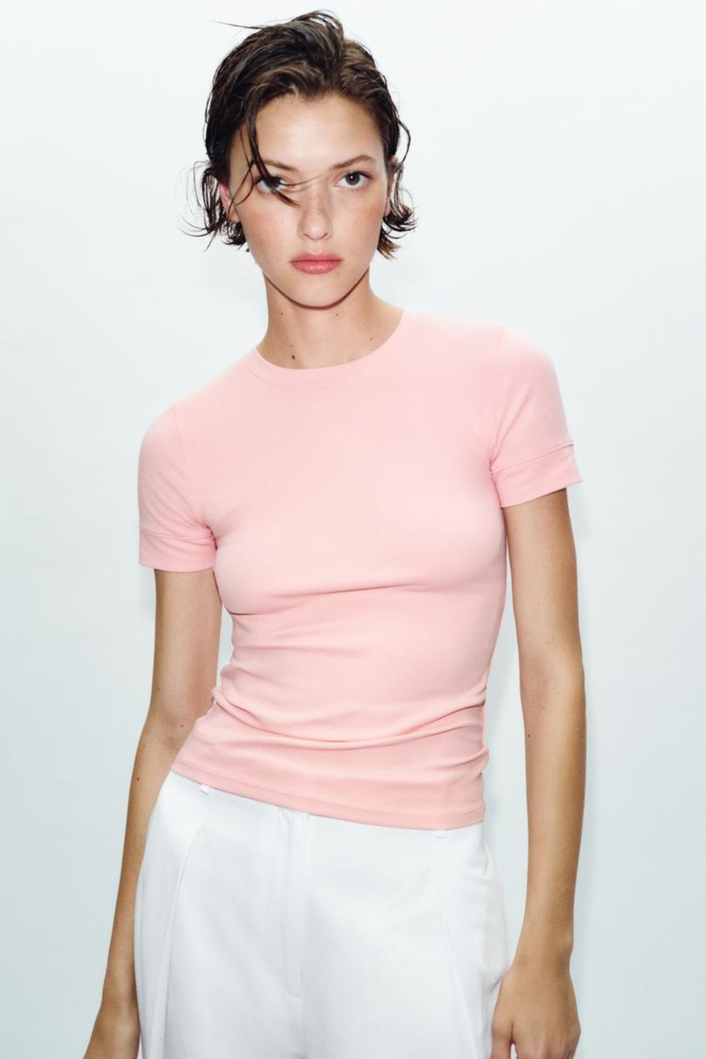 ZARA МИНИМАЛИСТИЧНАЯ ФУТБОЛКА С КОРОТКИМИ РУКАВАМИ, МЯГКИЙ РОЗОВЫЙ