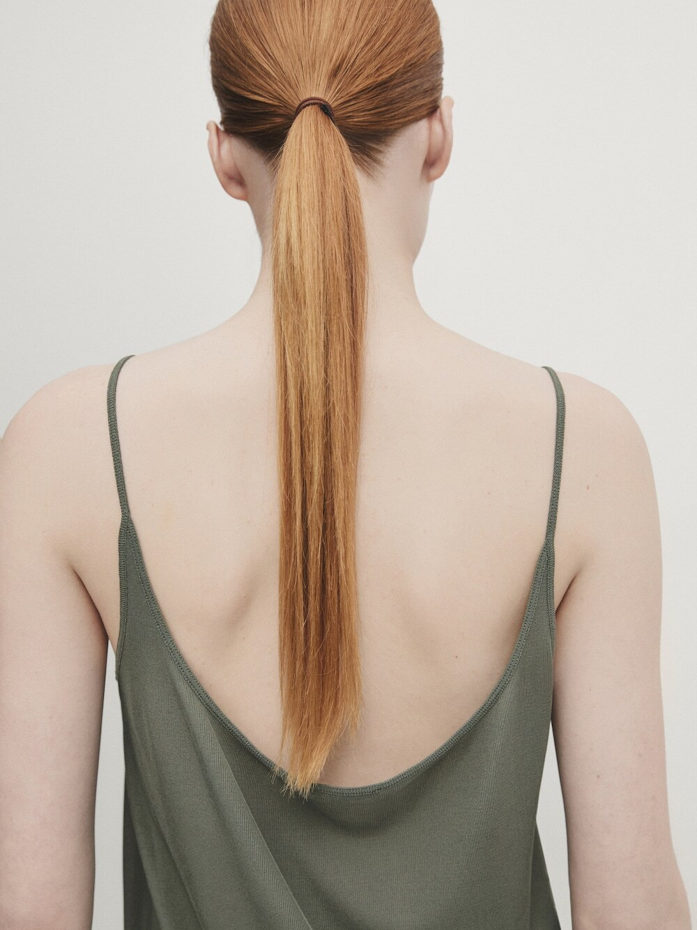 Massimo Dutti Топ из 100% шелка на бретелях, хаки