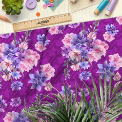Ткань кулирная гладь васильки, колокольчики и георгины на сиреневом фоне