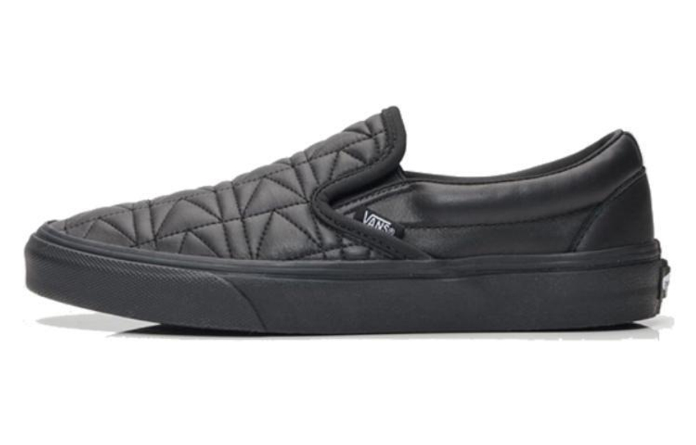 KARL LAGERFELD x Vans Classic Slip-On Quilt comfortable all-match non-slip lightweight low-top canvas shoes for men and women the same style black