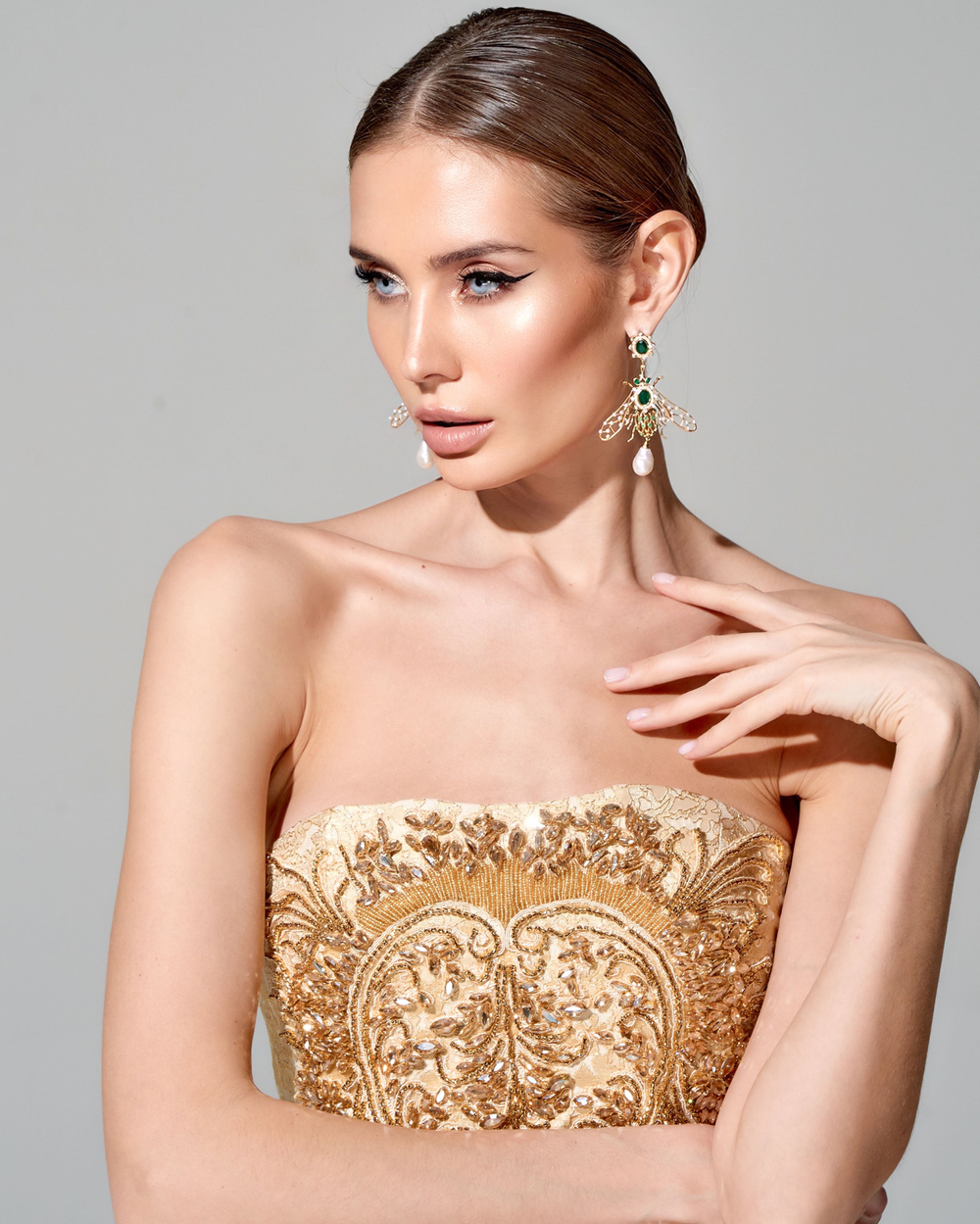 Платье "Ливадия" из премиального жаккарда с вышивкой ручной работы