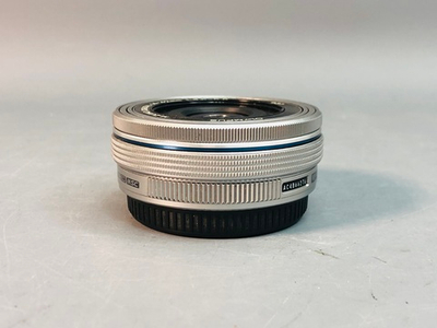 Olympus ED 14-42mm 3.5-5.6 нерабочий