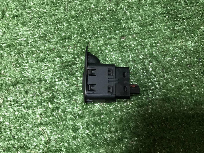 Кнопка открывания багажника EXEED RX (2023-н.в.)