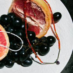 Чокер Удовольствие (Циркон, кулон Ежевика с эмалью)