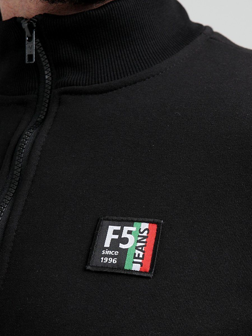 МУЖСКАЯ ТОЛСТОВКА F5