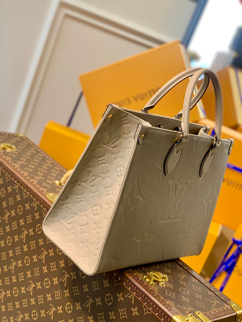 Louis Vuitton OnTheGo MM