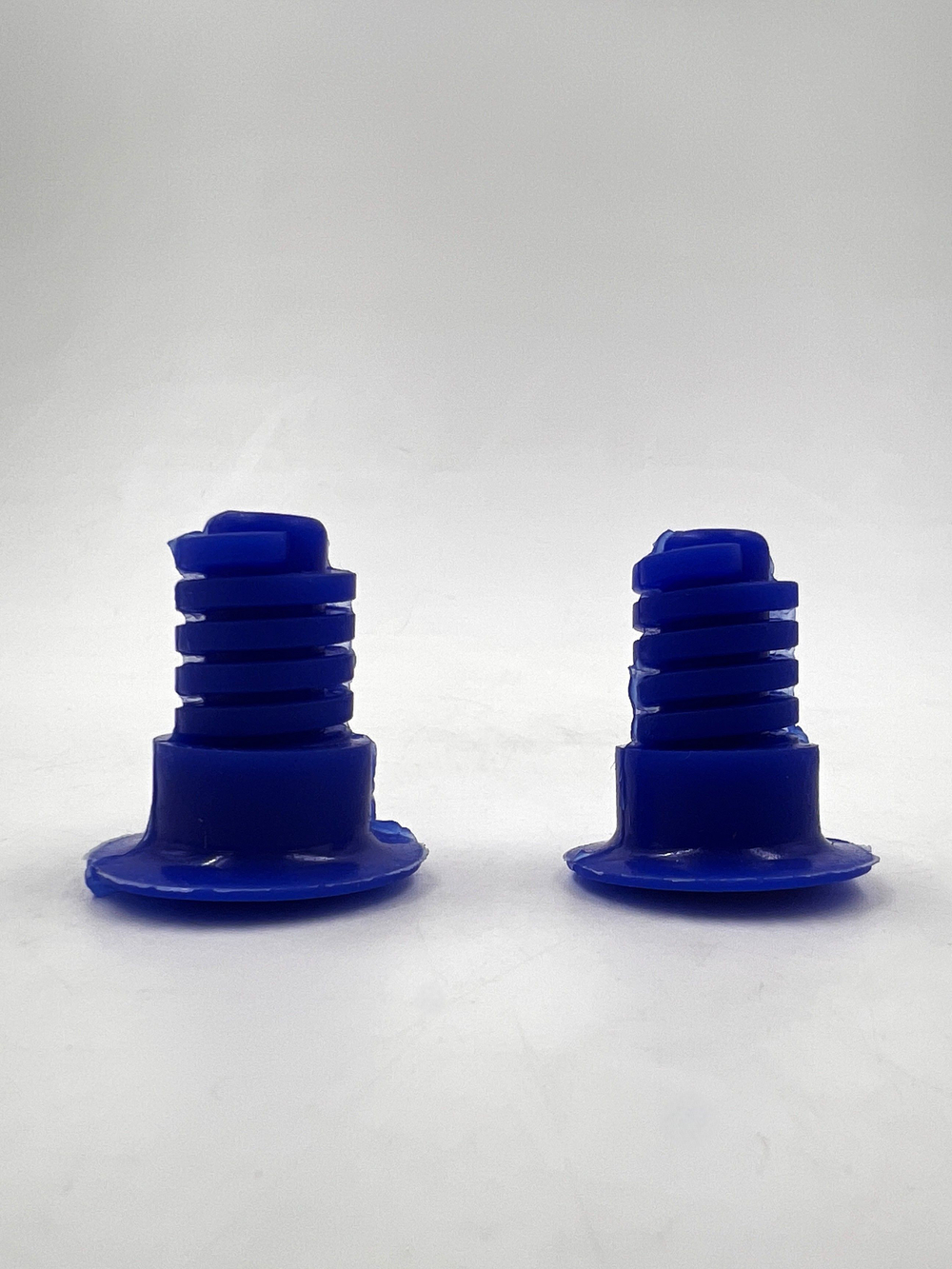 Отбойник капота силиконовый синий ВАЗ 2110-12, Приора, Гранта комплект 2 шт