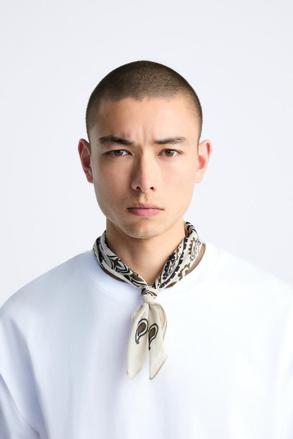 ZARA БАНДАНА С ПРИНТОМ ПЕЙСЛИ, ЭКРЮ