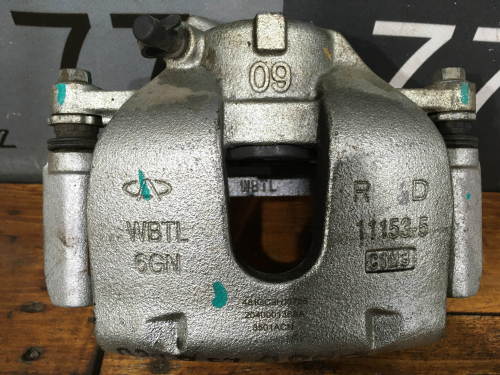 Суппорт передний правый Chery Tiggo 8 / 8 PRO Б/У Оригинал 204000136AA