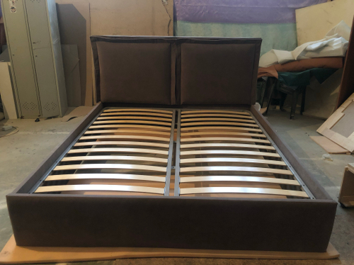 Двуспальная кровать Пиллоу