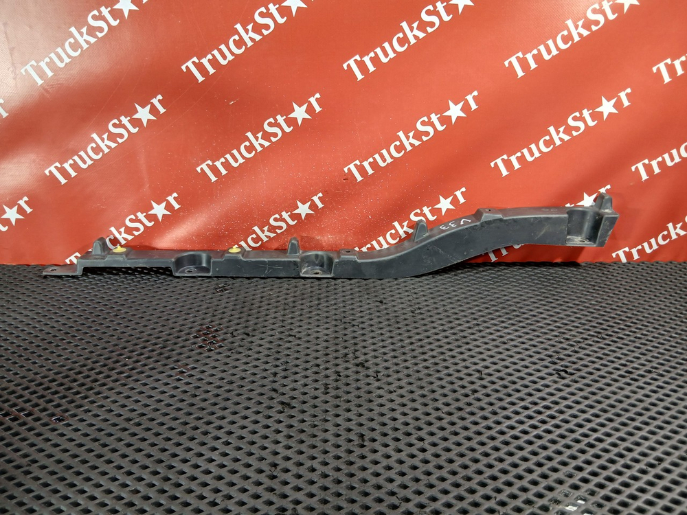 Накладка корпуса подножек левая