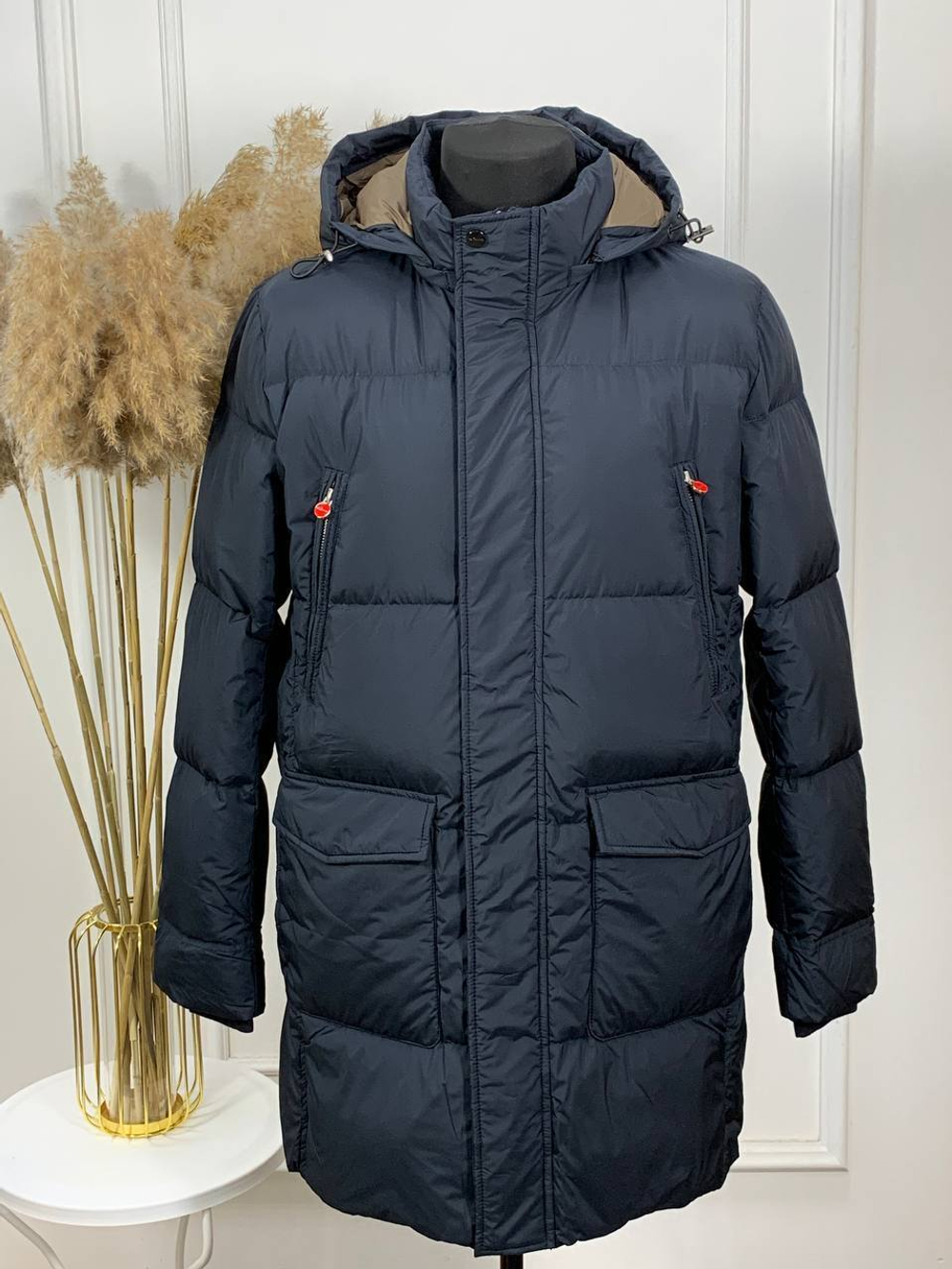 Пуховик Kiton