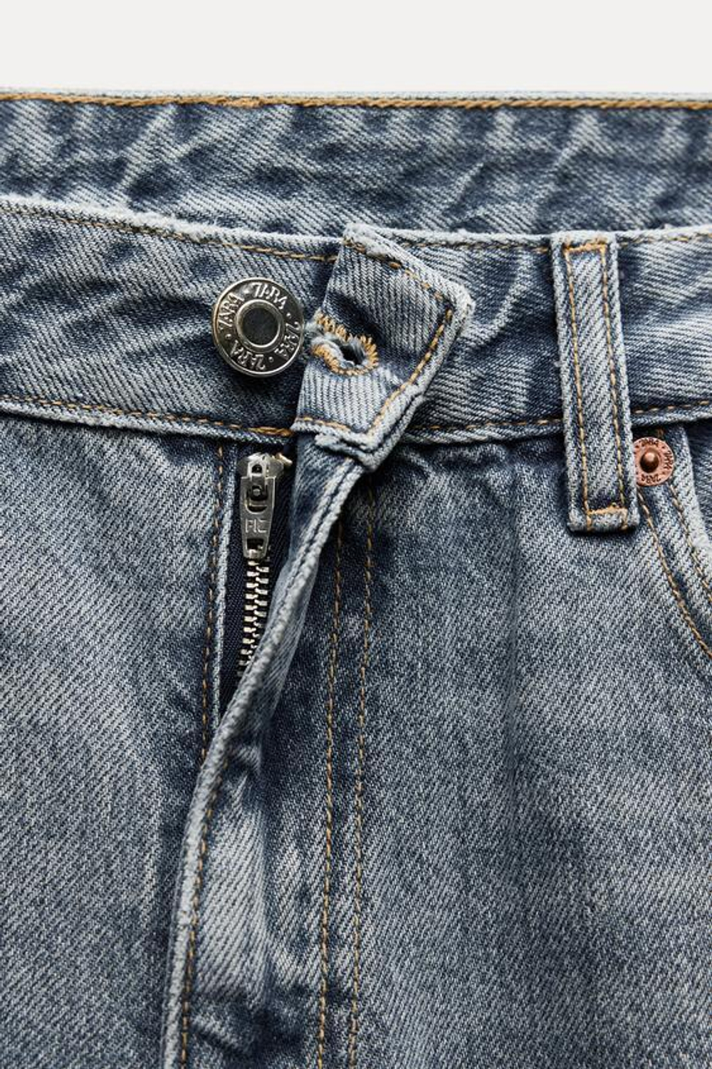 ZARA ДЖИНСЫ TRF RELAXED С НИЗКОЙ ПОСАДКОЙ И ОТВОРОТАМИ, СЕРО-СИНИЙ