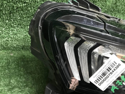 Фара правая Geely Tugella (2019-2024) LED